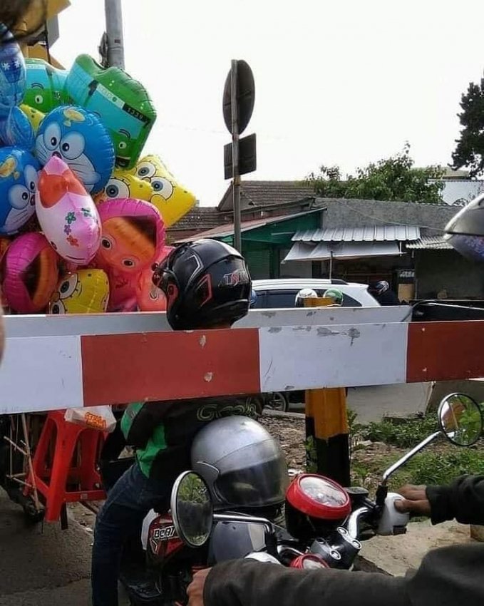 Derita 5 Orang Ini Lebih Sakit Dari Terjebak Nostalgia